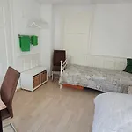 2-3 Zentral Ruhig Mit Flair Im Gertrud Schloessli Séjour chez l'habitant Saint-Gall