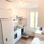 2-3 Zentral Ruhig Mit Flair Im Gertrud Schloessli ホームステイ