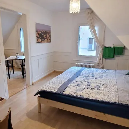 Quarto em Acomodações Particulares 2 Zentral-ruhig Mit Flair Gertrud Schloessli St. Gallen