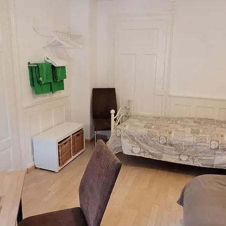 2 Zentral-ruhig Mit Flair Gertrud Schloessli Quarto em Acomodações Particulares St. Gallen