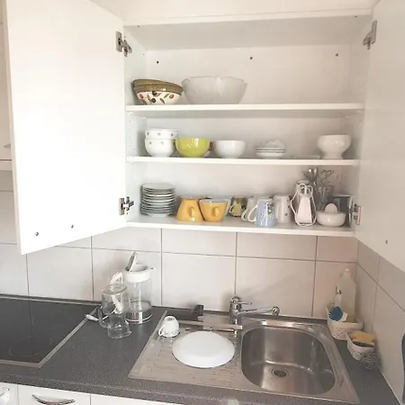 2 Zentral-ruhig Mit Flair Gertrud Schloessli 3z2