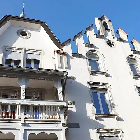 Stilvolle 2-3 Im Gertrud Schloessli - Zentral Ruhig Homestay *